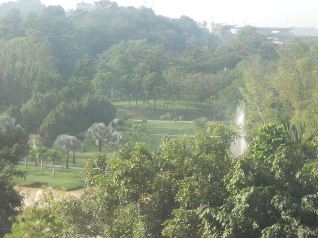 Hotel Royal Palm Lodge Kuala Lumpur Exterior foto